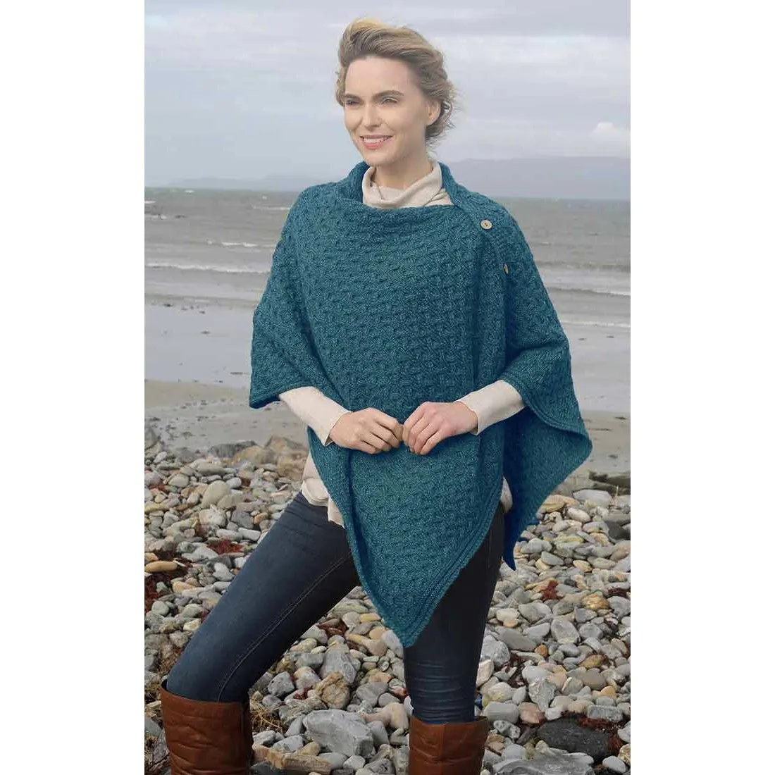 Aran Woollen Mills - B819 | poncho