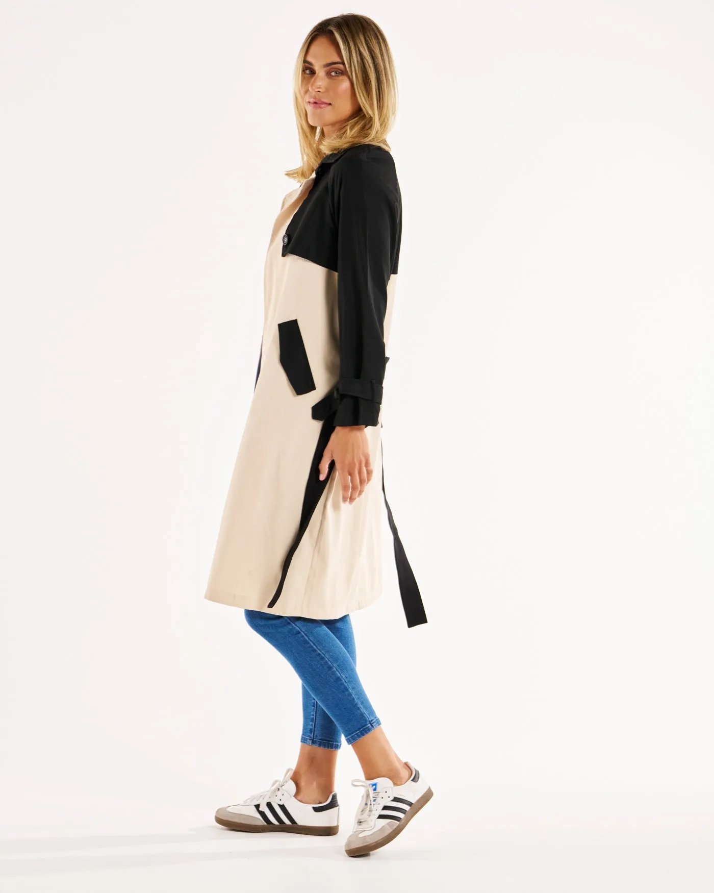 Betty Basics Splice Trench Coat - Black/Ivory