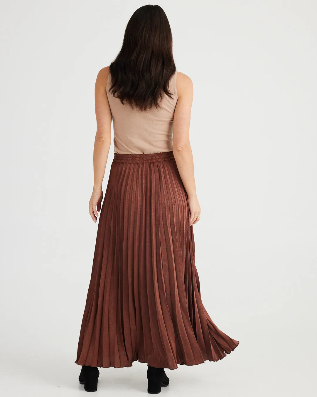 Brave & True Alias Pleated Skirt Cocoa