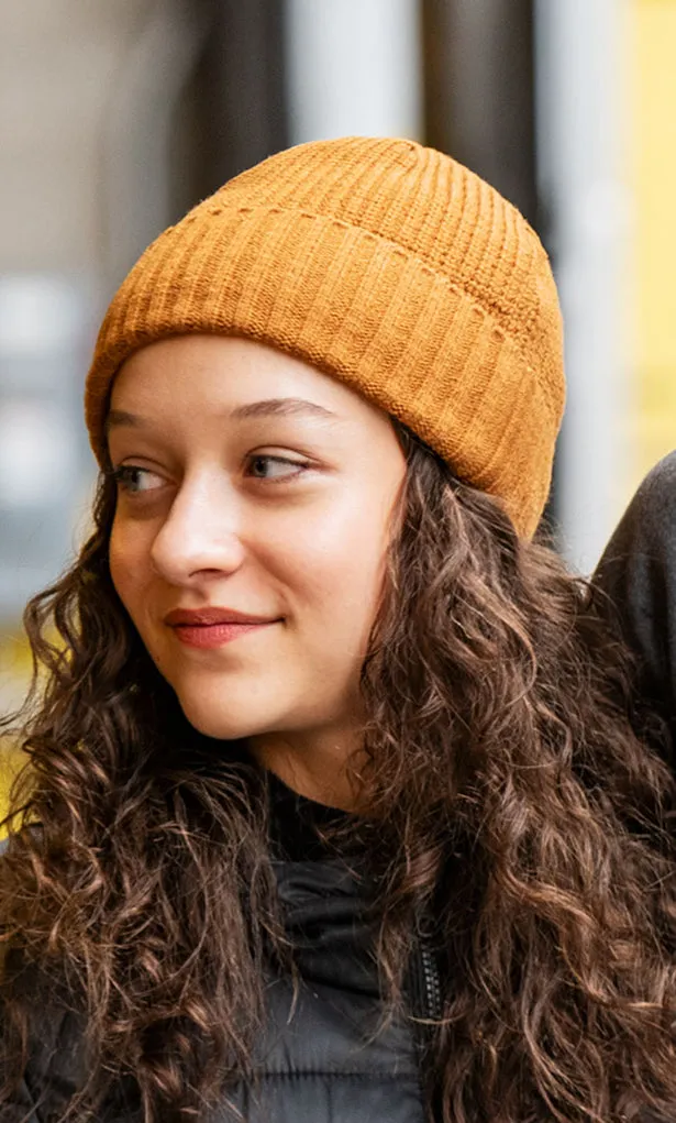 CANADA-MADE RECYCLED RIBBED BEANIE WITH CUFF