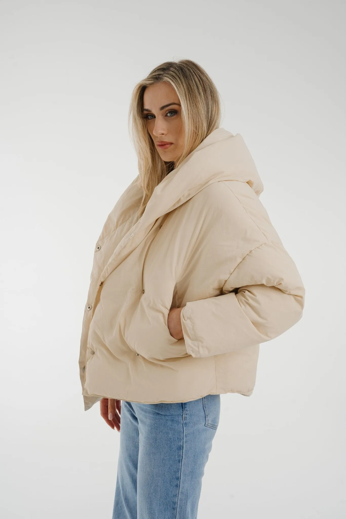 Cora Hooded Coat In Cream