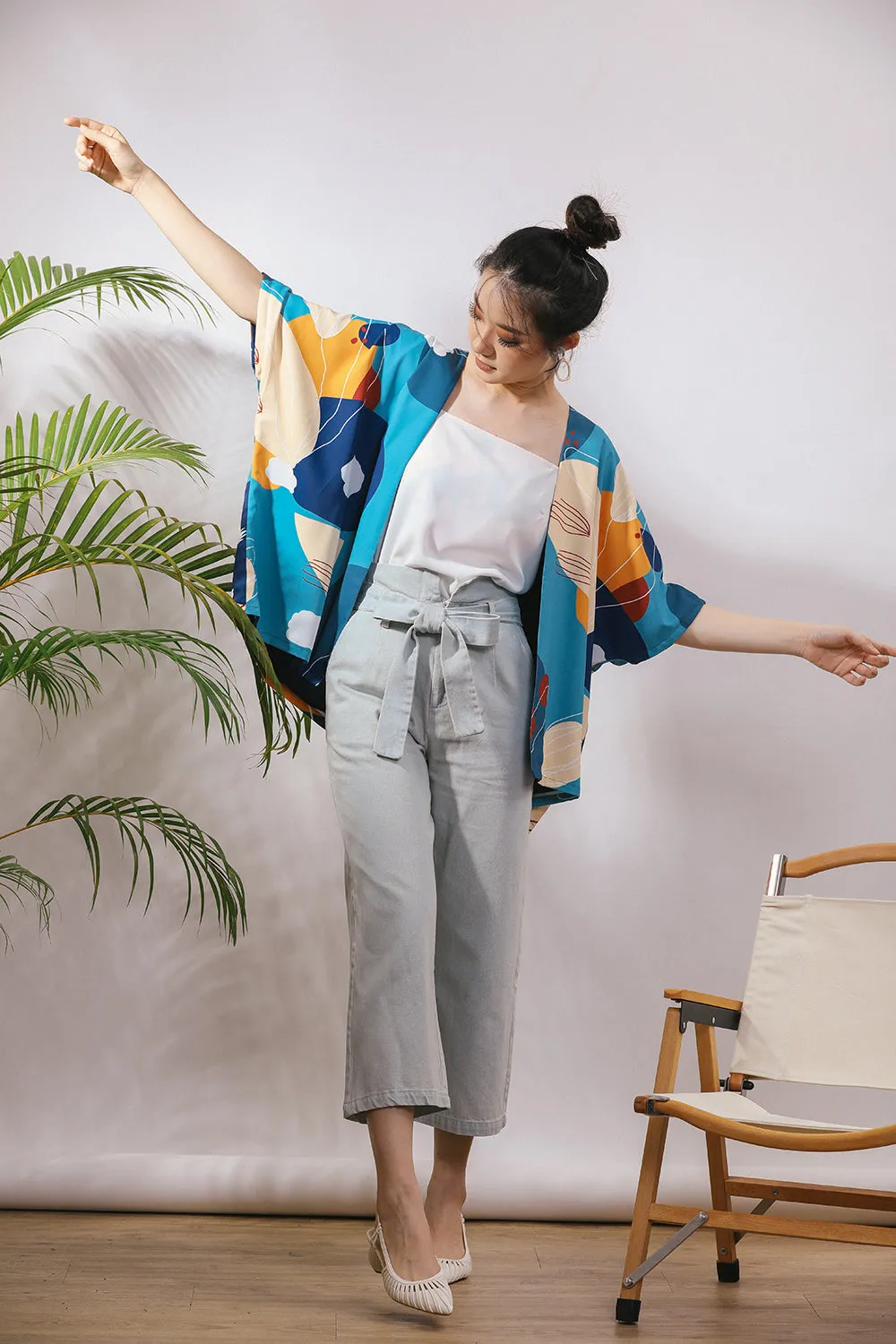 Jaela Abstract Print Kimono Jacket in Blue