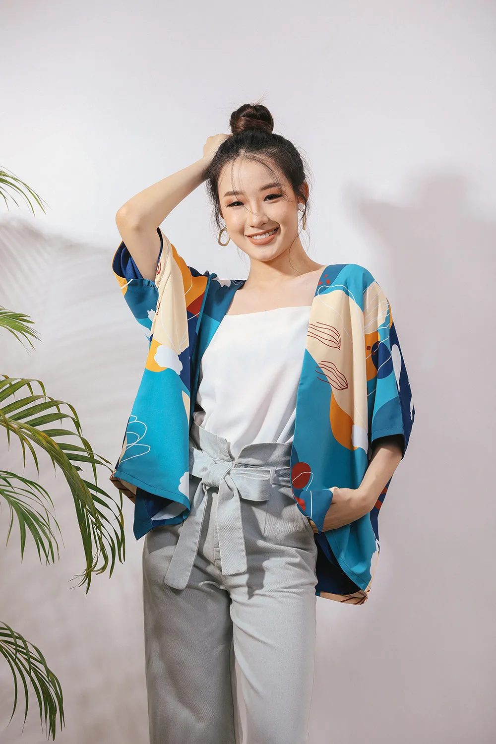 Jaela Abstract Print Kimono Jacket in Blue