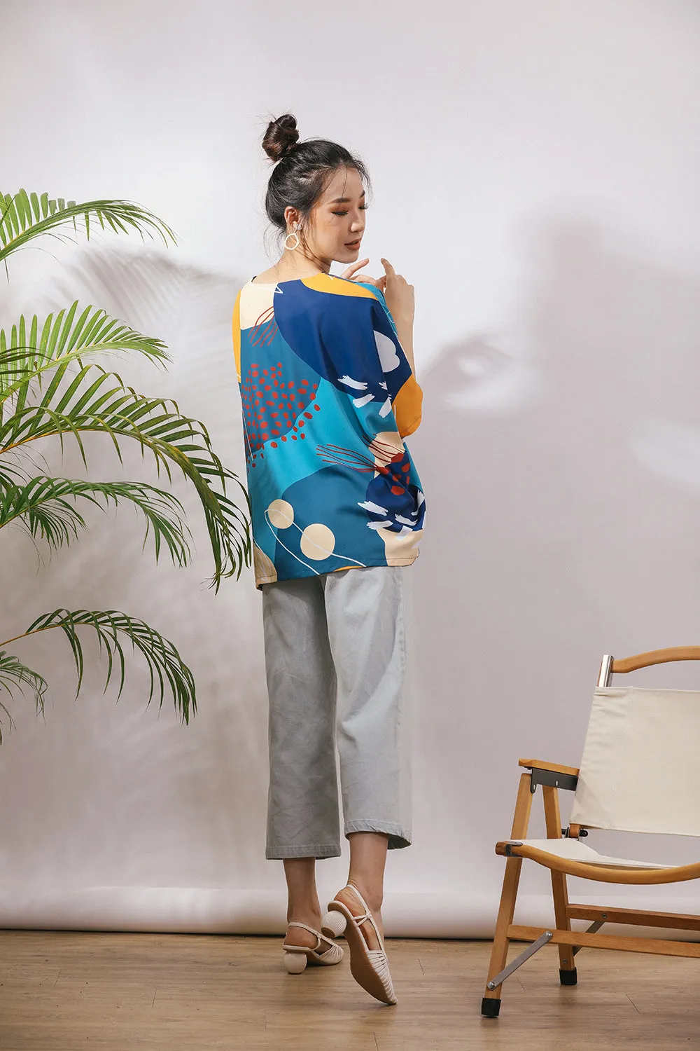 Jaela Abstract Print Kimono Jacket in Blue