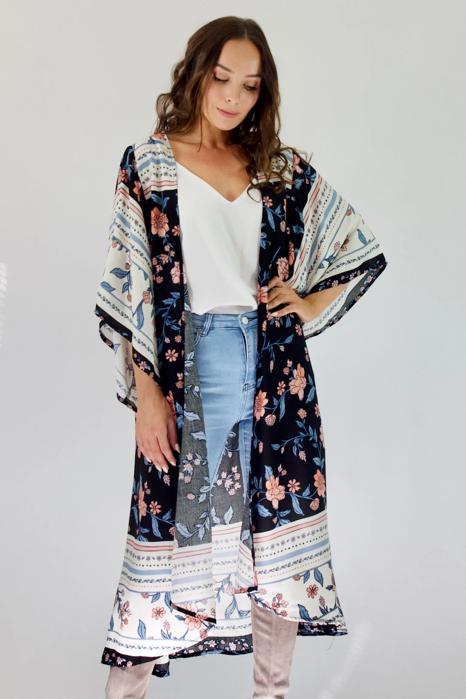 Janie Kimono- Black/Pink/Blue