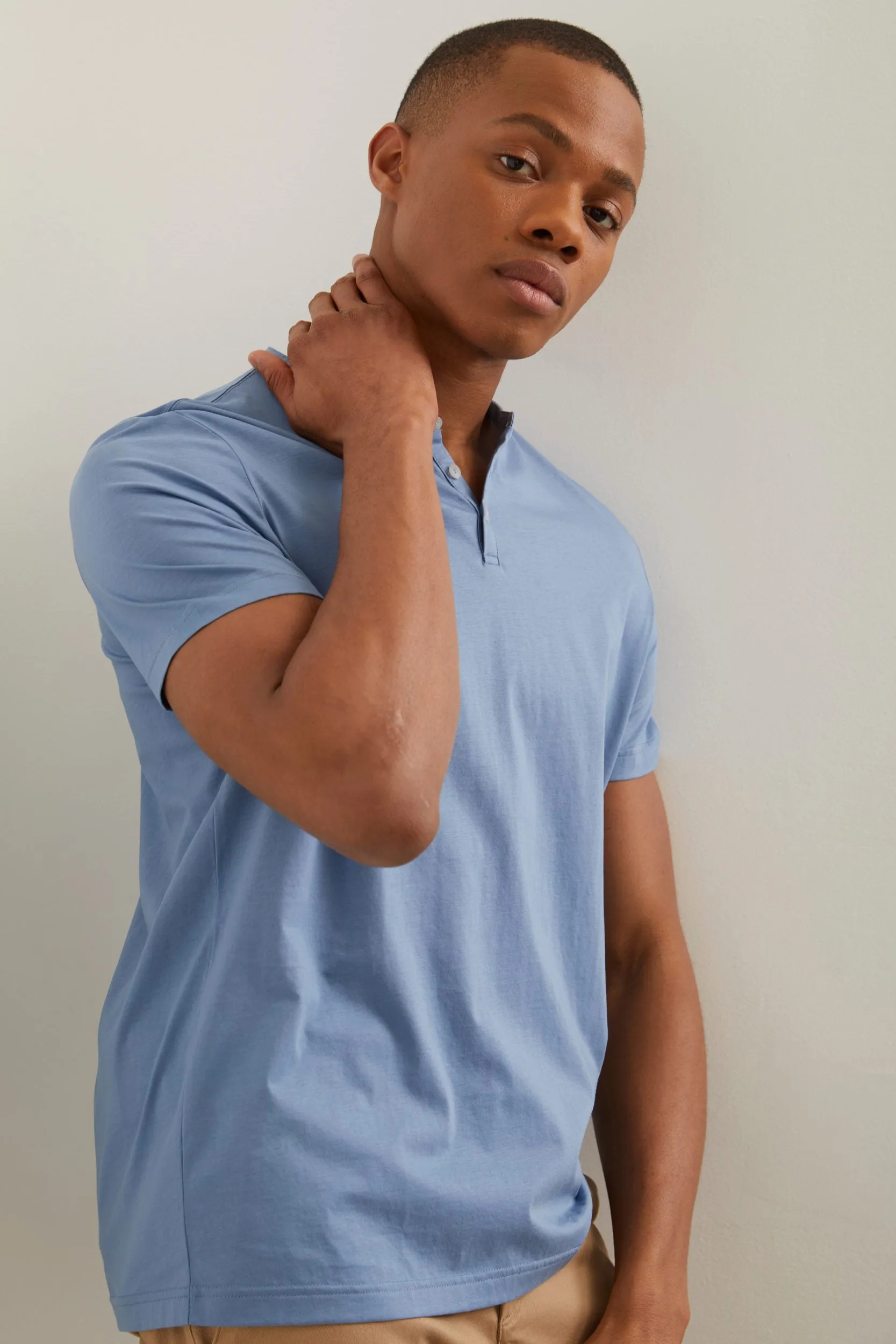 Mercerized henley t-shirt