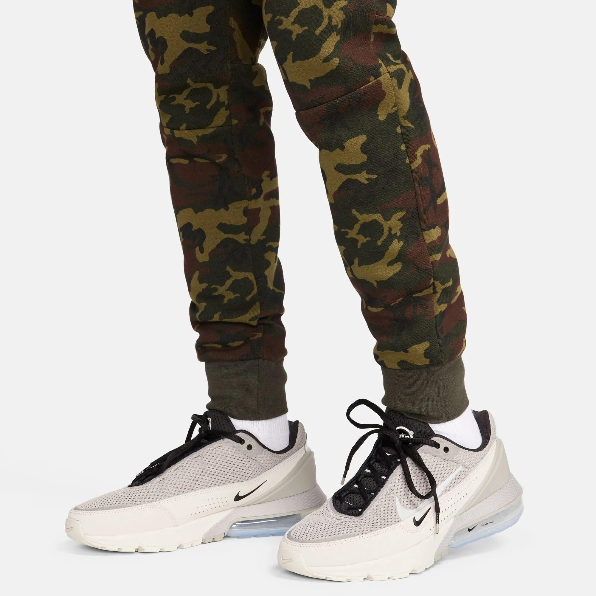 Nike Sportswear Tech Fleece OG Slim Fit Joggers (Sequoia/Black)