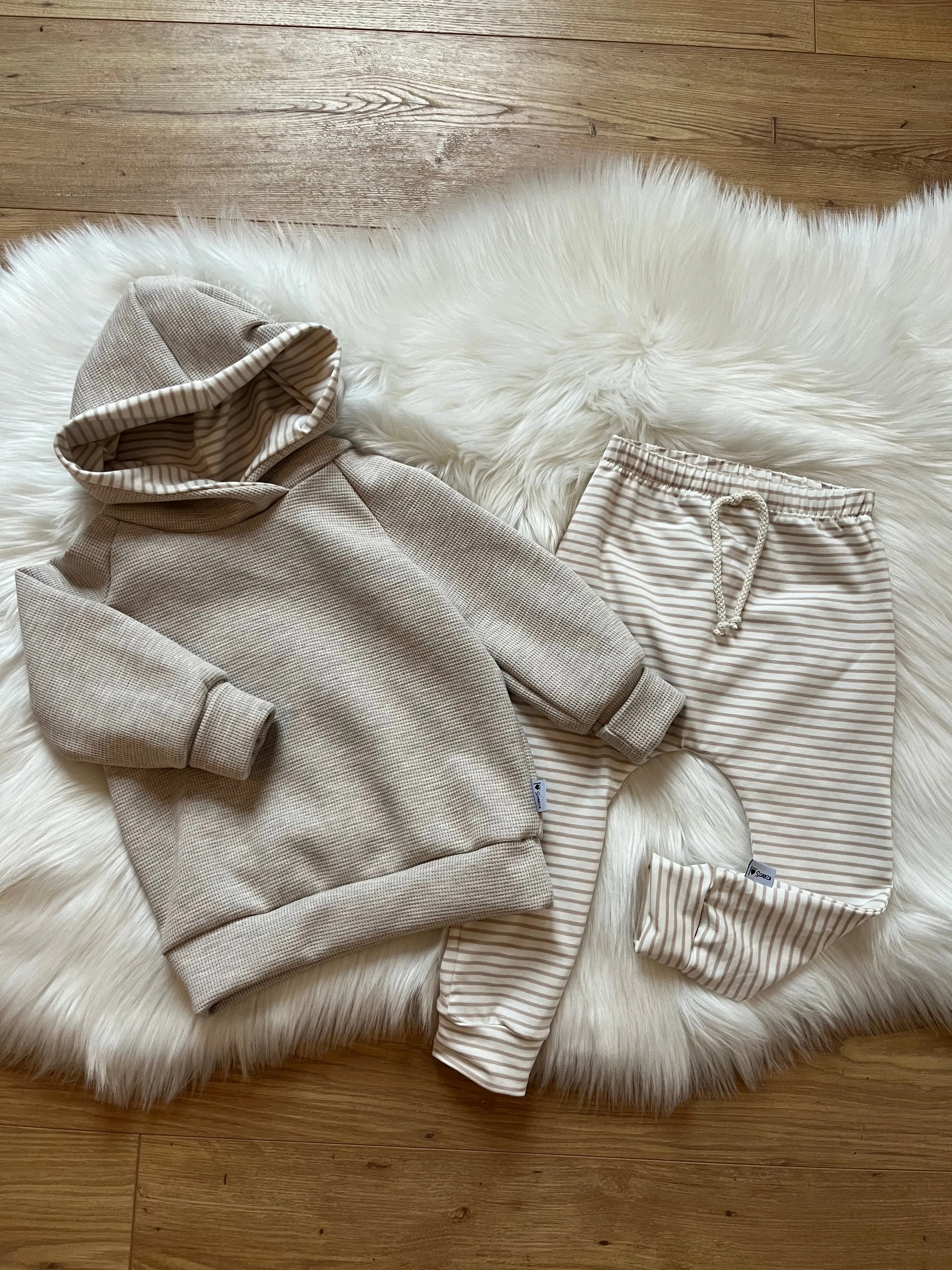 Outfit Stripes - Hoodie & Pants