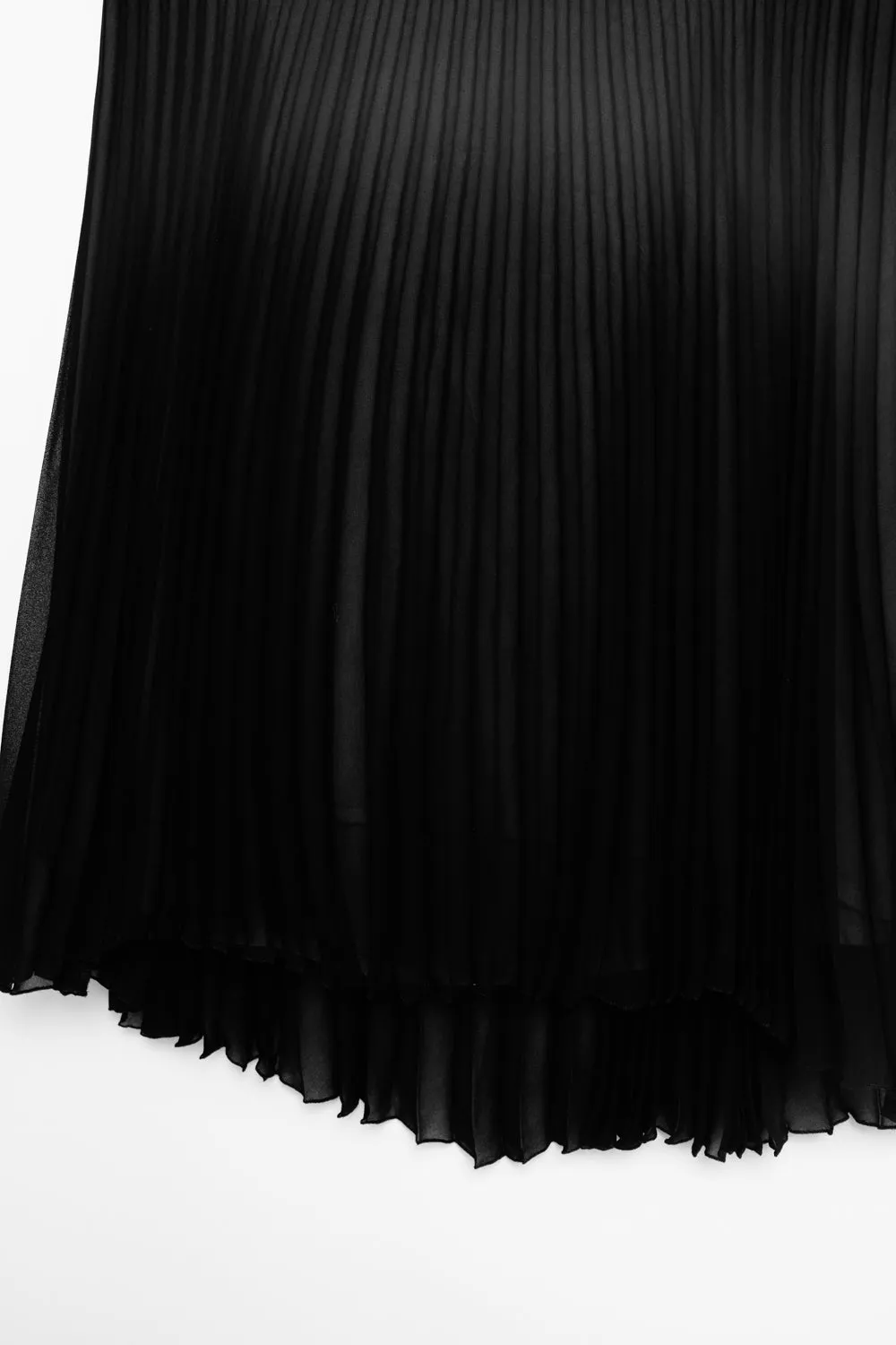 SET PLEATED BLACK TENDER SKIRT