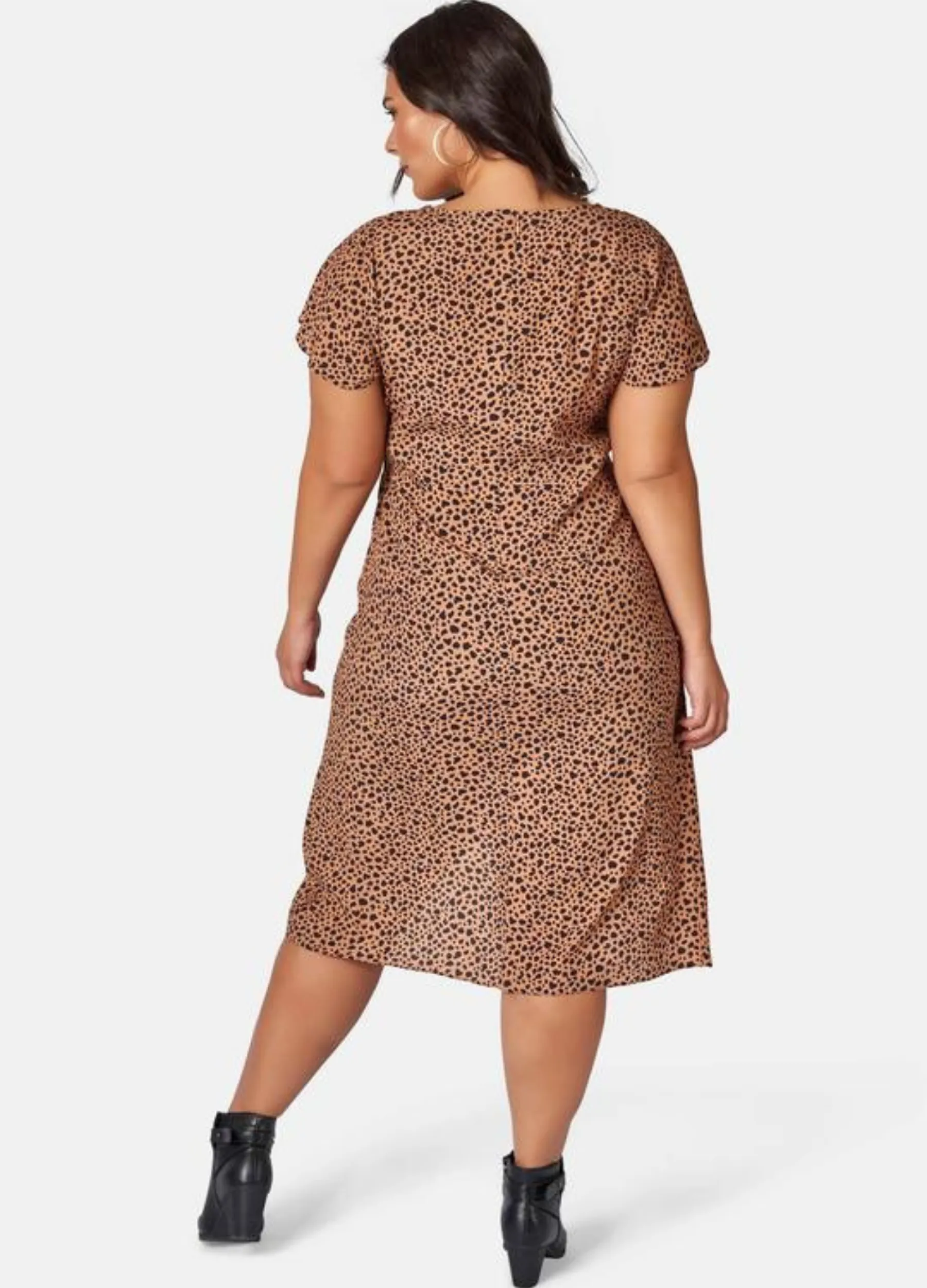 Something 4 Olivia - Short Sleeve Eva Animal Print Midi Wrap Dress