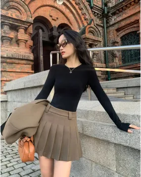 Sue Collegiate Style Pleated Skirt